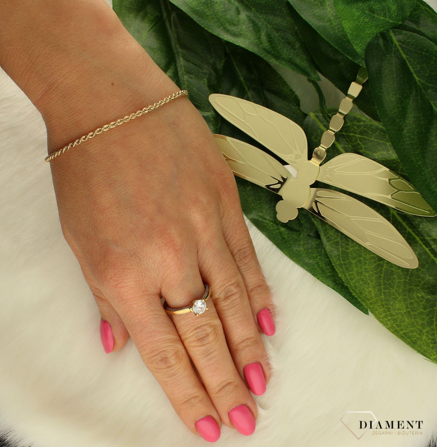 Złota bransoletka damska 585 klasyczna splot kordel.  Bransoletka w takiej formie to ciekawy model bransoletki, który z pewnością zachwyci kobiety eleganckie, pełne klasy. Złota bransoleta o tradycyjnym splocie kordel (1).jpg